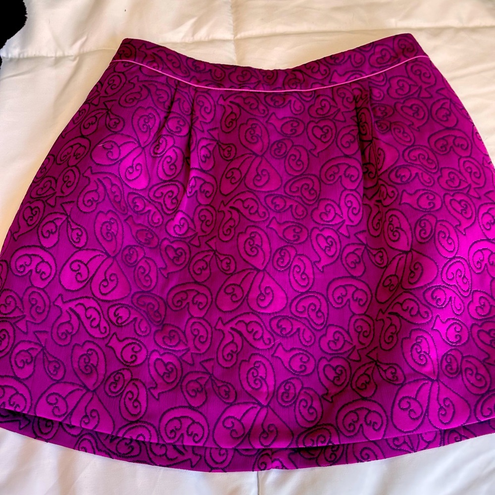 Beautiful purple Anthropologie HD IN Paris size 4 skirt like new condition